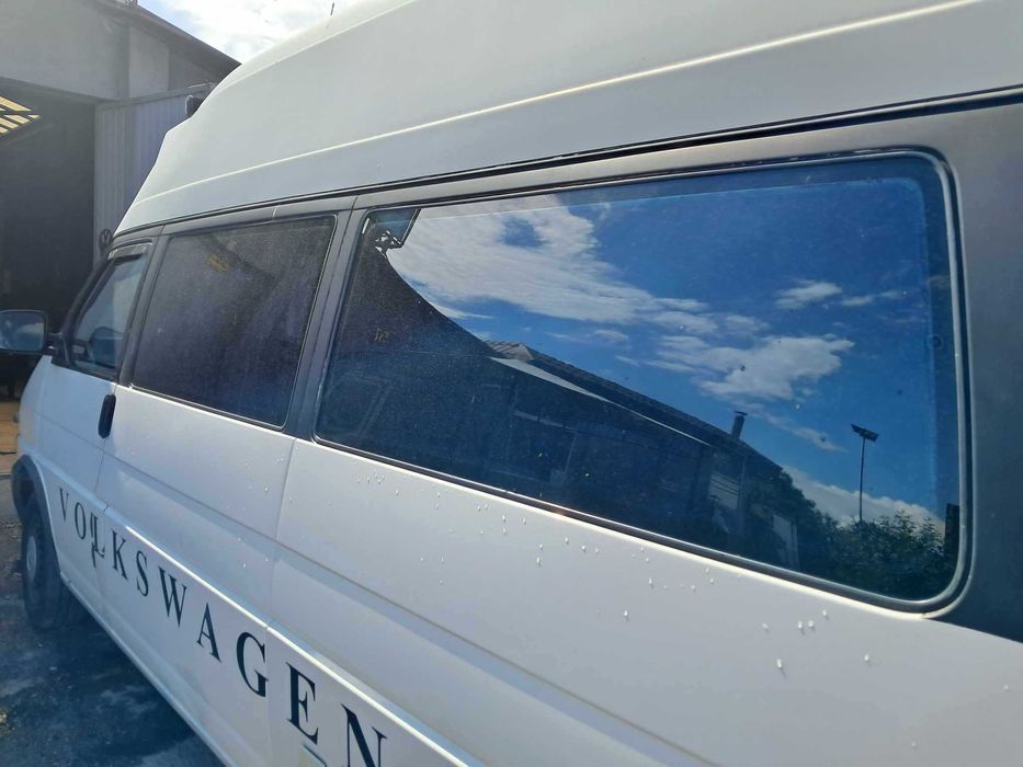 Szyba przednia VW T4