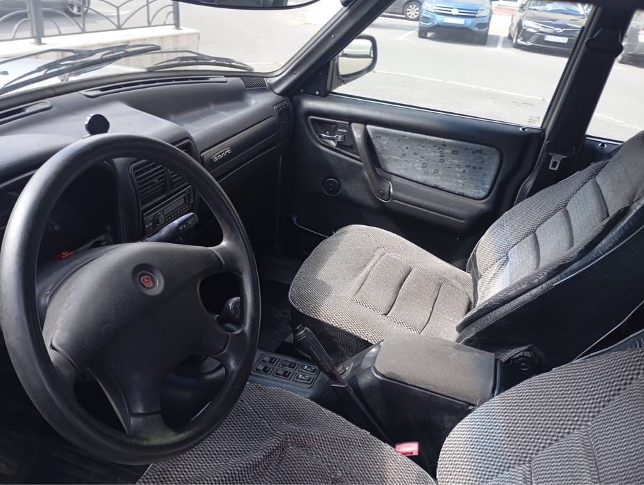 Автомобиль ВОЛГА ГАЗ 31105