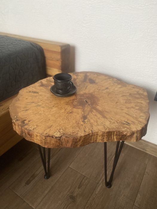 Столик кавовий,столик приліжковий,стіл журнальний