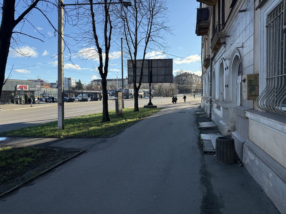 Здам в оренду Харитонова 5