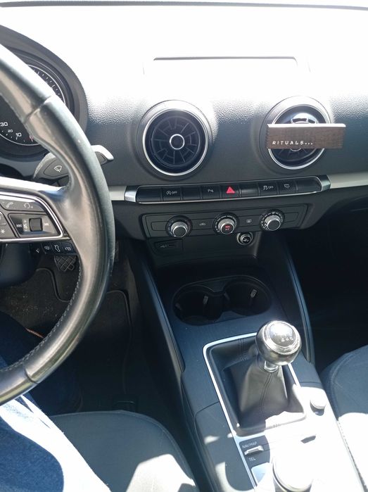 AUDI A3 Sportback 1.6 tdi , 116 cv Nacional, particular, estimado — photo 4