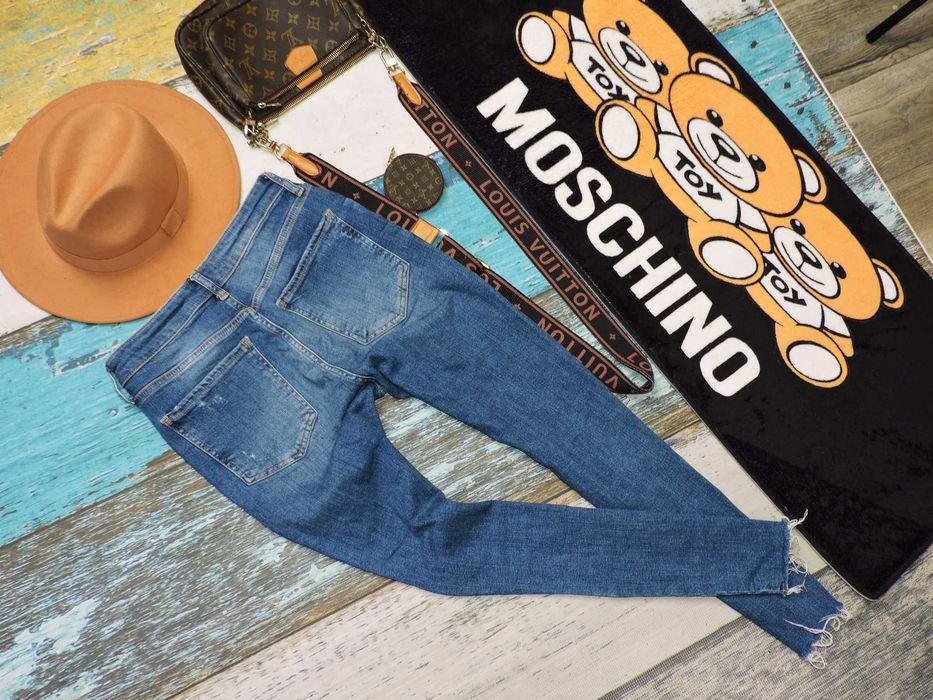 George Denimowe spodnie rurki jeans dziury M