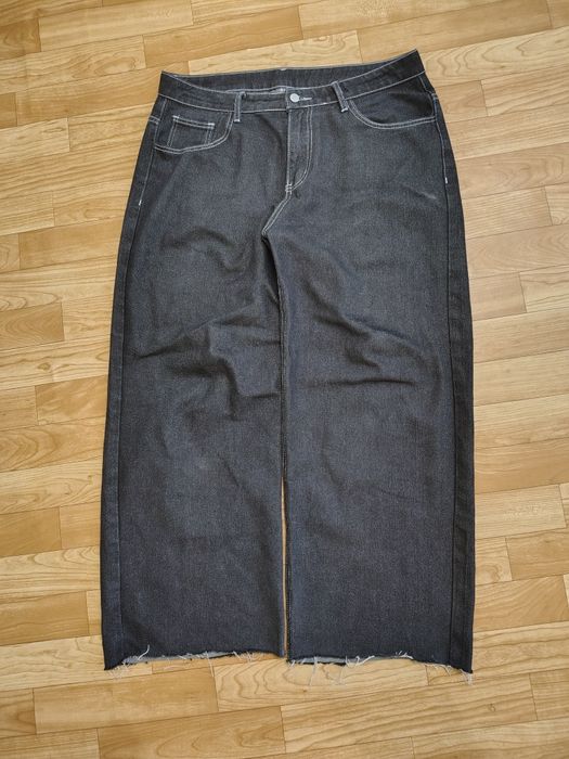 Baggy black jeans