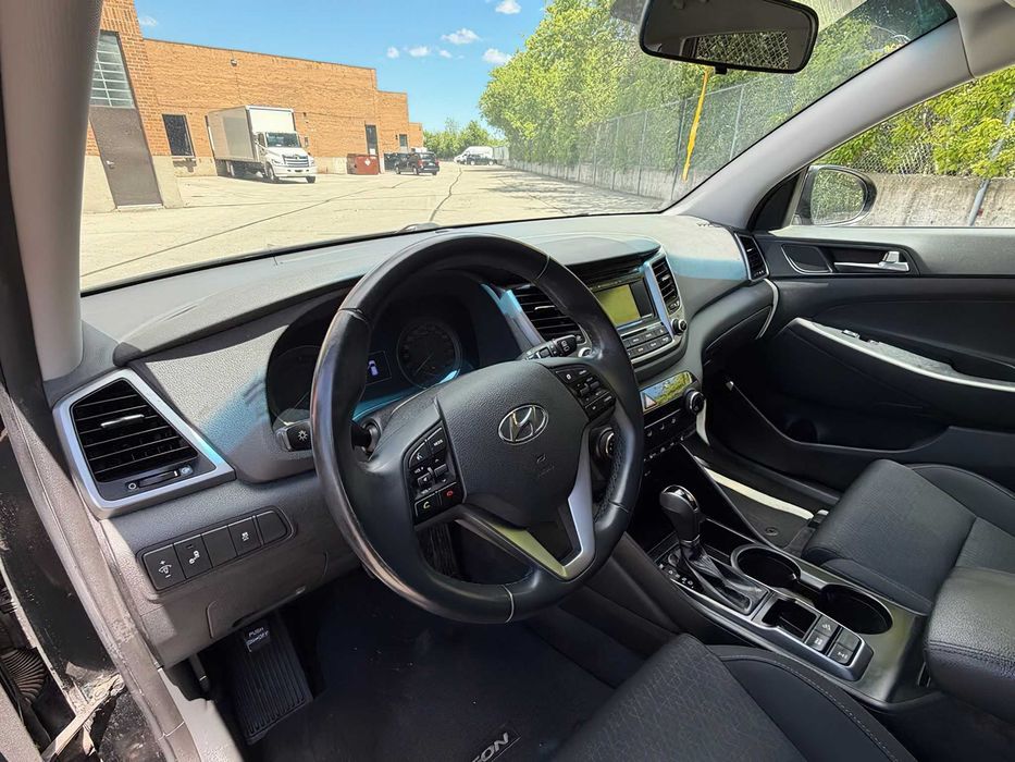 Hyundai Tucson      2016
