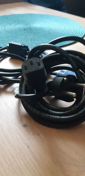 Sprzedam kable komputera