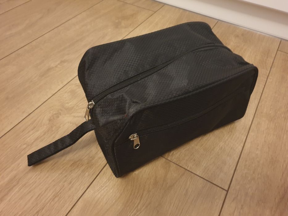 Kosmetyczka męska nowa