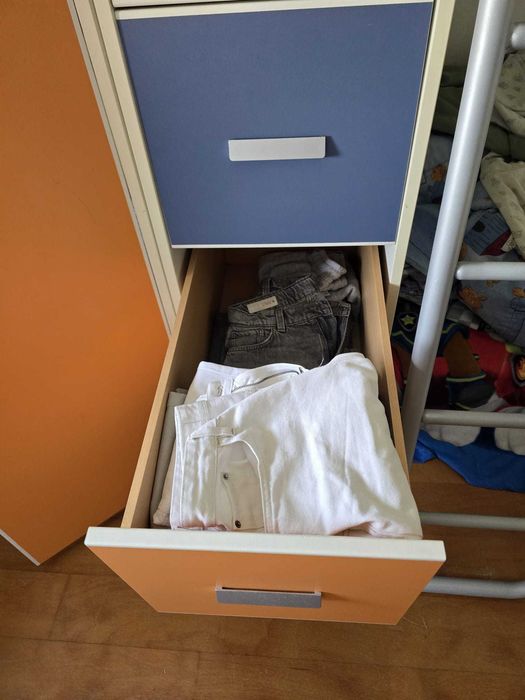 Quarto de criança completo com beliche