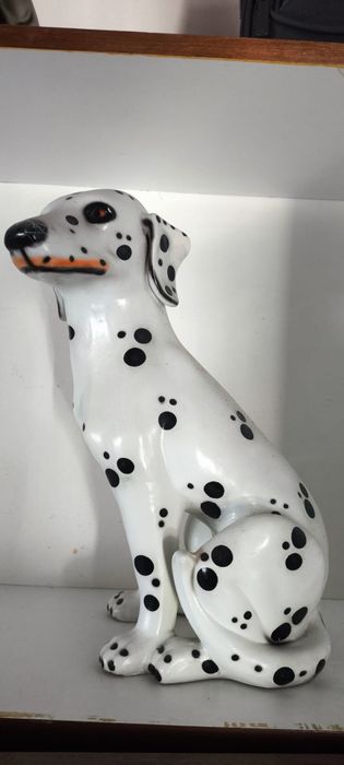 Cão   em    loiça