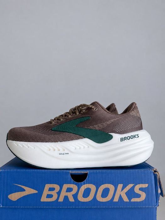Кросівки Brooks 44 нові