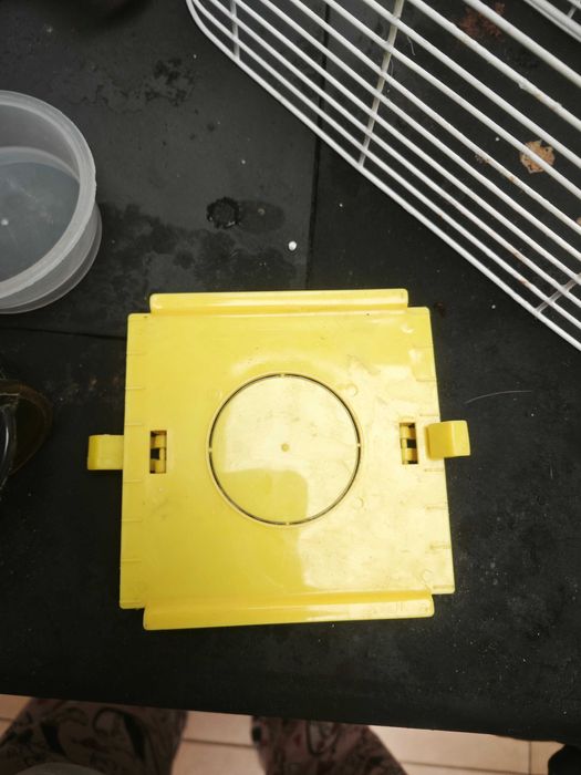 Vendo utensílios para hamsters