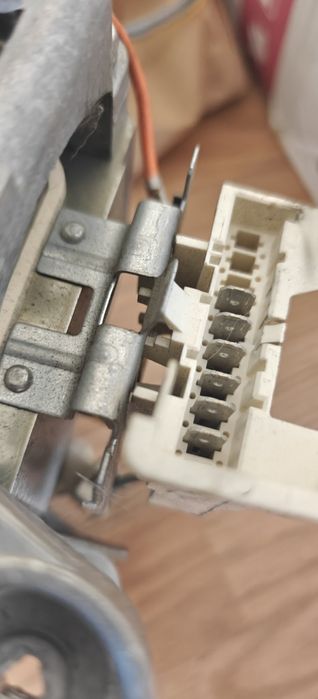 ELectrolux, Zanussi  ZWQ  6100