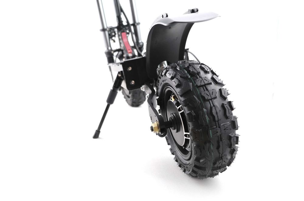 Электросамокат полноприводный Yoo Bee Explorer 5600W 28 Ah