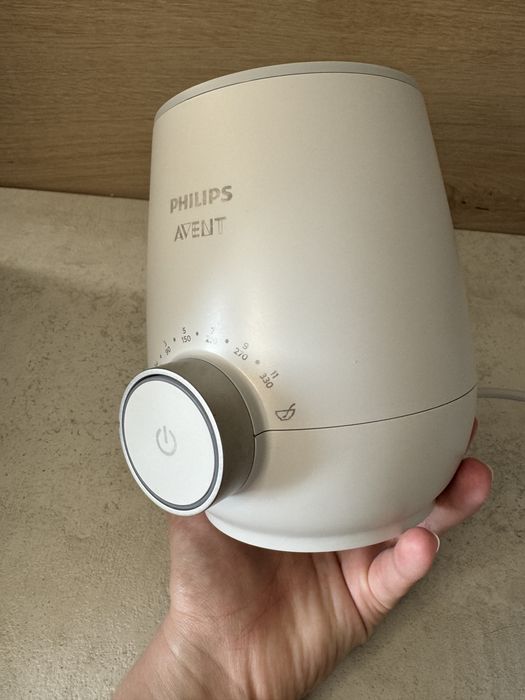 Швидкий підігрівач пляшечок Philips Avent (модель SCF358/00).