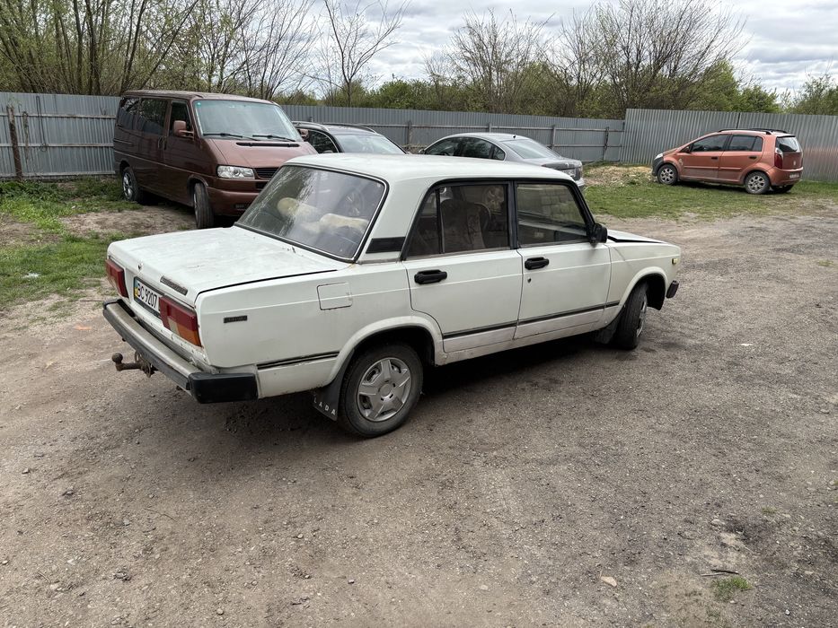 Прдам ваз 2105.