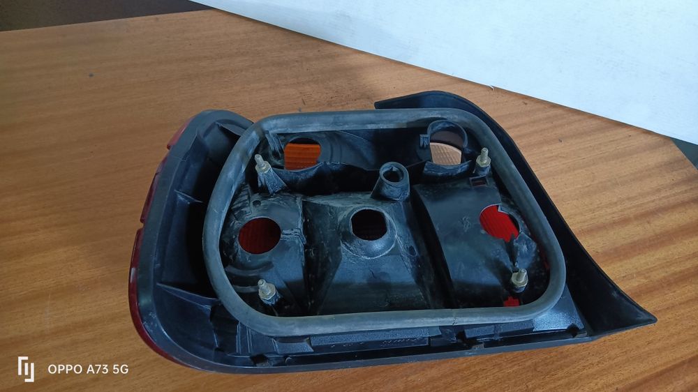 Farolim BMW E36 compact lado direito original
