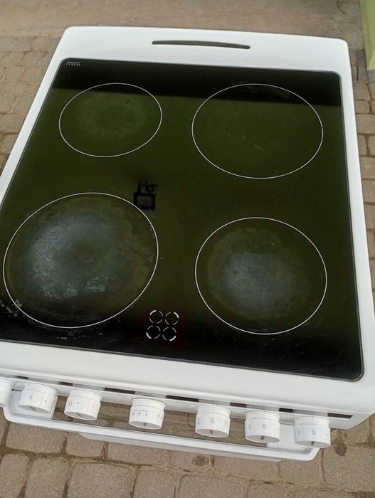 Kuchnia AMICA 58CE1.30HMSQ(W)