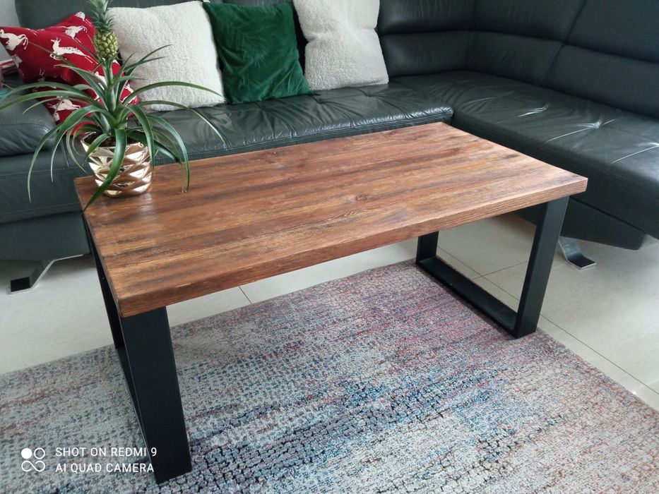 Ława drewniana w stylu industrialnym