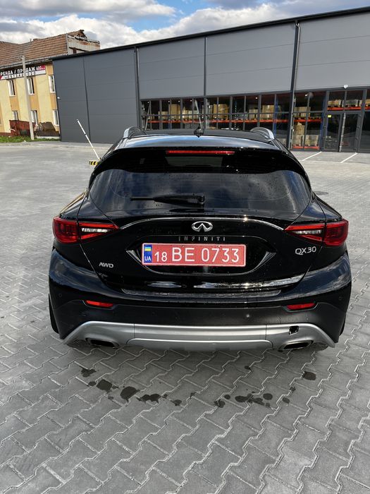 Infiniti QX30 2017