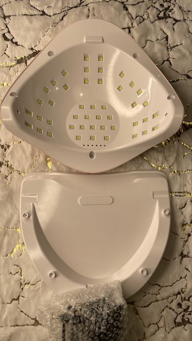 Lampa UV do paznkoci IVIT. Nowa.