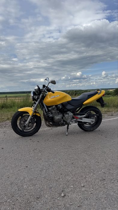 Надійний та потужний Honda Hornet 600 2000 рік