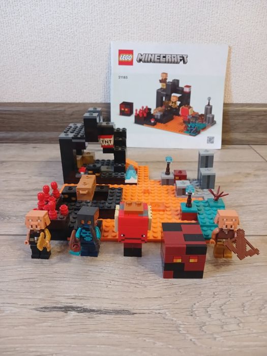 Lego Minecraft оригінал