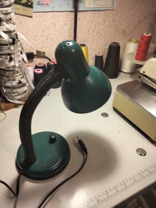 Лампа настольная