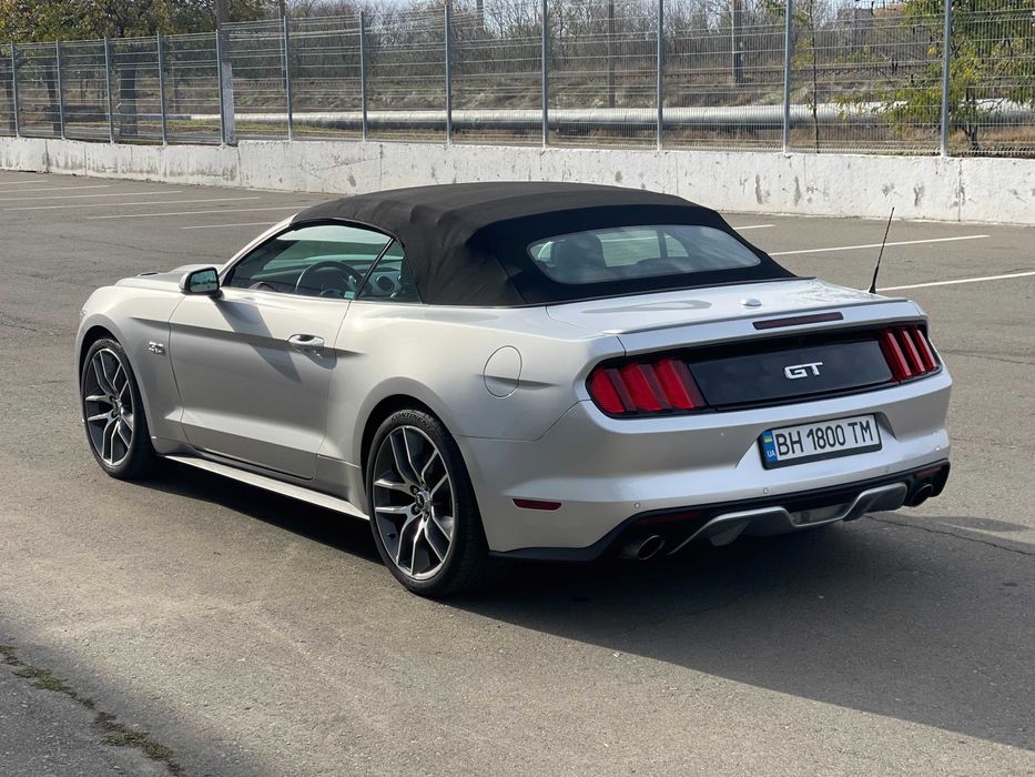 Продам кабриолет Ford Mustang 5.0 GT 2016 Premium Convertible