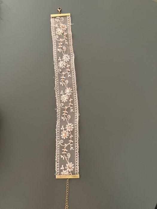 Choker różowy kwiatki
