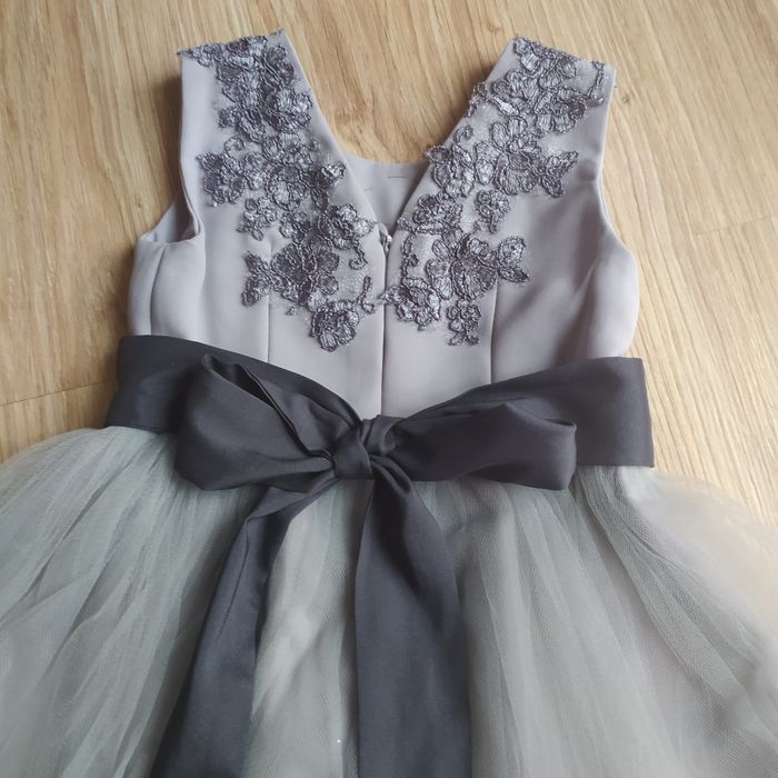 38-> CUDOWNA sukienka dla KSIĘŻNICZKI r.98/104 2-4Y tutu bolerko H&M