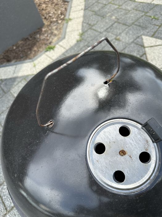 Grill węglowy okrągły