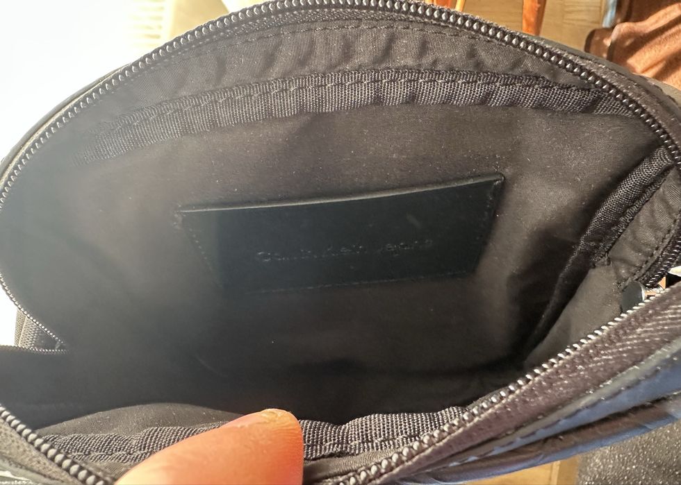 Сумка через плече чоловіча Calvin Klein Jeans Monogram Soft Flatpack 22 AOP Black (ZM0ZM02999)