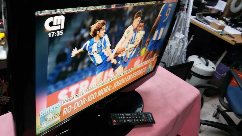 tv lcd samsung le23r81b