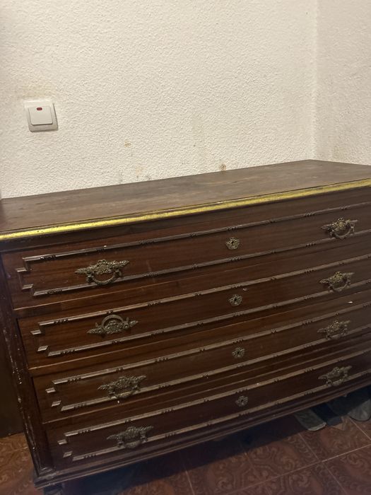 Comoda madeira perfeito estado