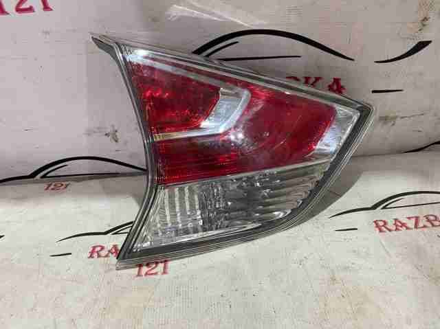 Фонарь крышки багажника левый nissan rogue