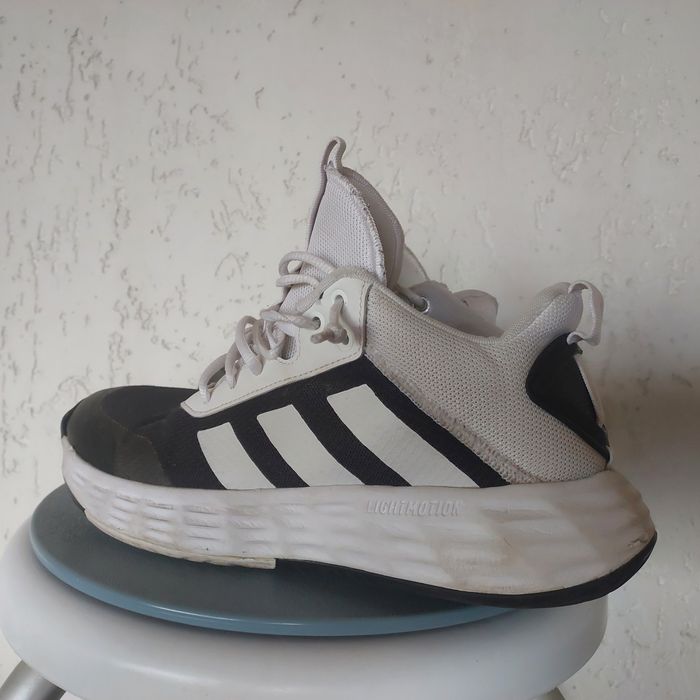 ADIDAS lightmontain 42,2/3