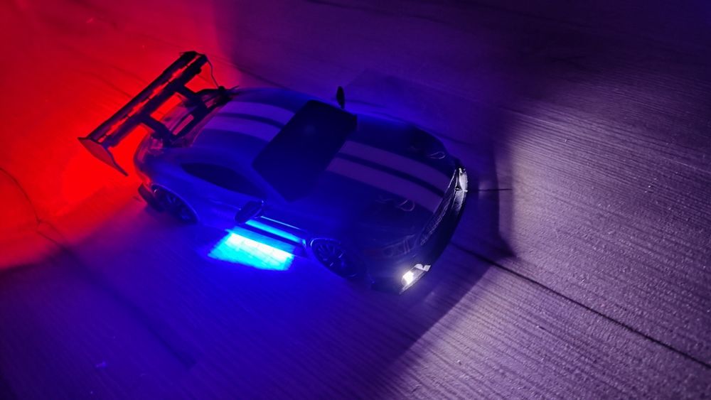 Samochód Ford Mustang GT 6 do driftowania LED neony DRIFT RC 4wd