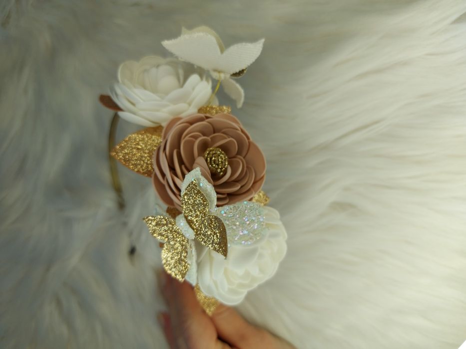 Обруч, аксесуар для волосся.