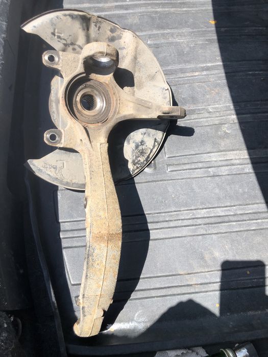 Ступица Кулак поворотний HONDA ACCORD 8 аккорд 8