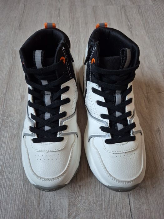 Кеди хайтопи Zara 31р.