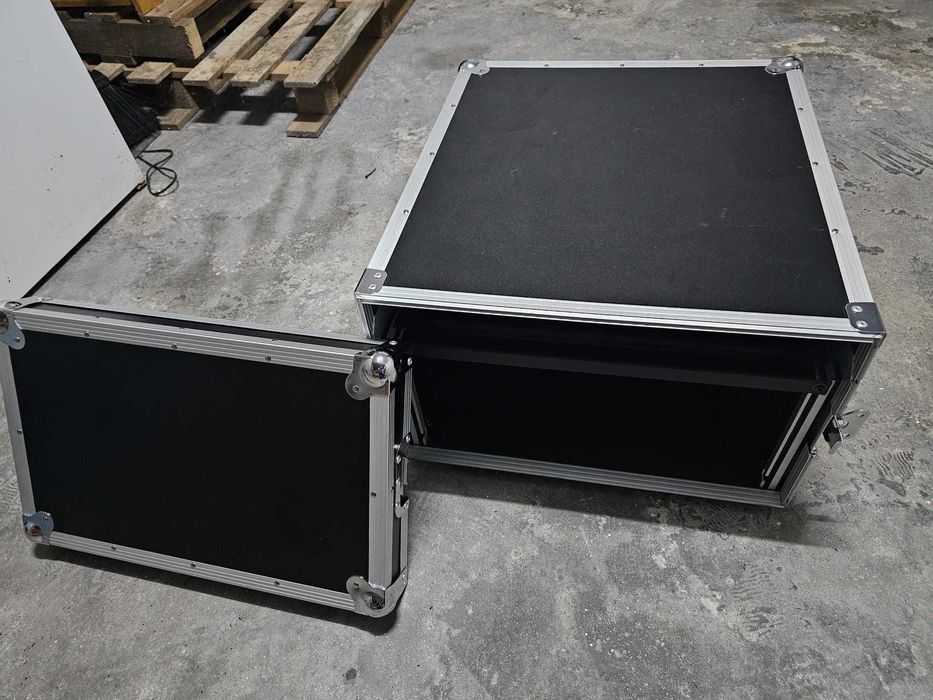 Mesa de Mistura Behringer Xenyx QX2442USB