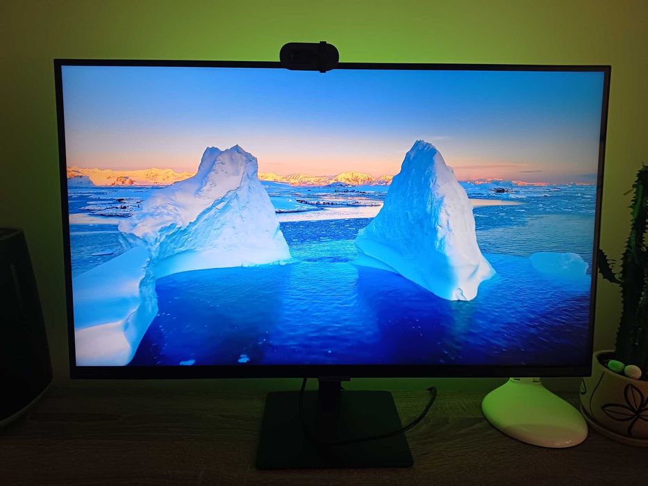 Монітор Samsung M7 S32AM700U 32” 4K UHD Smart TV