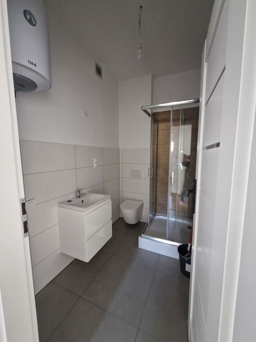 Wynajmę mieszkanie 2 pokojowe 38 m2. 1200 zł