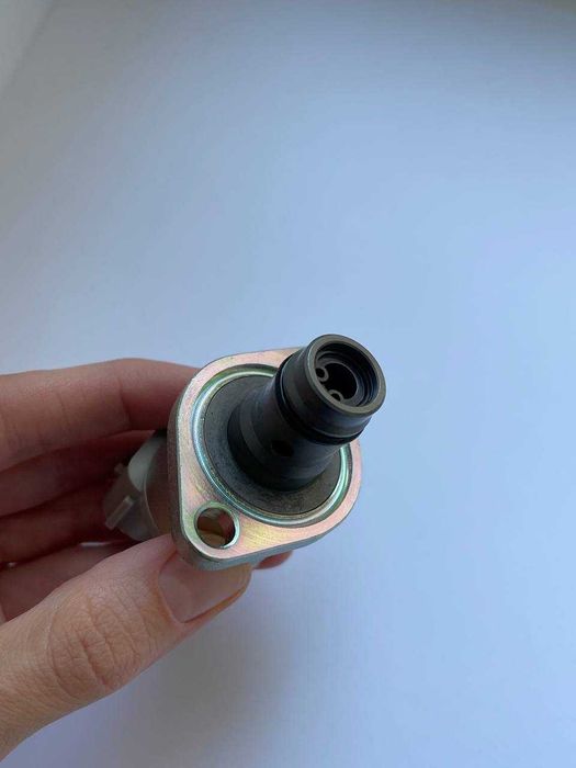 Клапан регулятор тиску палива Denso 294200-0360 / 1920QK (SCV)