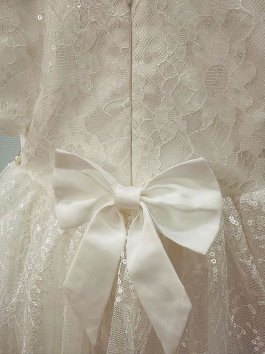 Святкова сукня на дівчинку 6-9 місяців