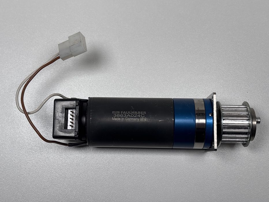 Silnik DC Faulhaber 3863A024C z przekładnią 3.71:1