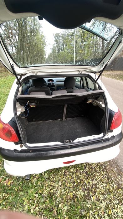 Продам Peugot 206 2003