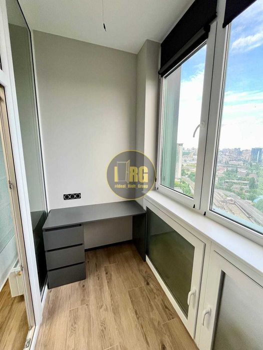 Без%, 1К, ЖК Манхеттен, Берестейский п-кт, Перша сдача, Генератор