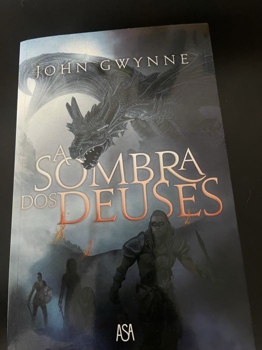 Livro  Sombra dos Deuses