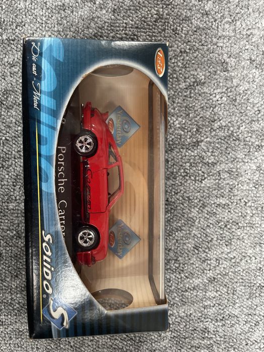 Porsche 911 carrera 2.7 solido 1:43