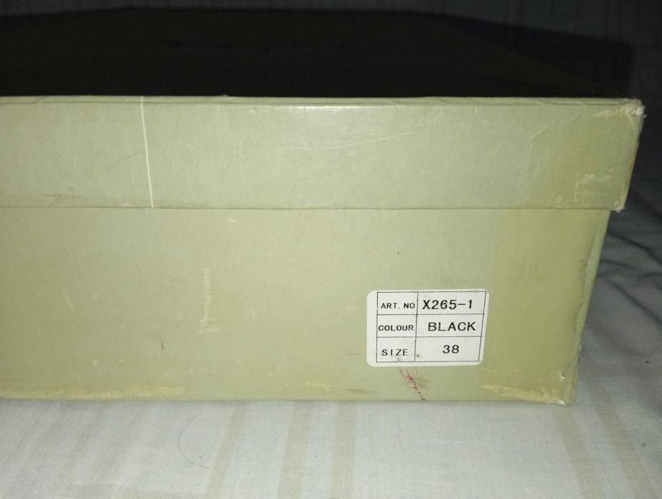 Продам женские замшевые сапожки 38р.